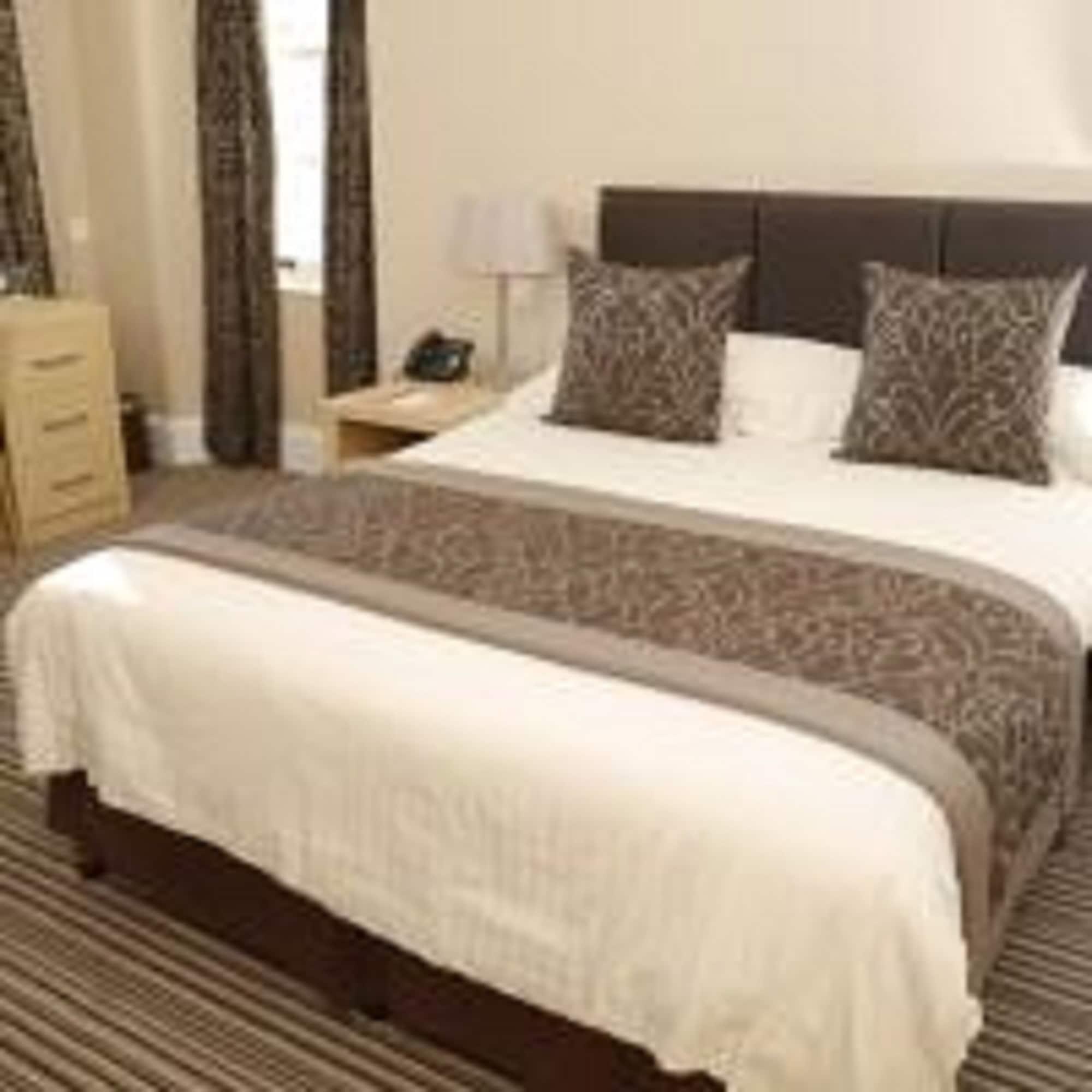 Burnett Arms Hotel بانشوري المظهر الخارجي الصورة